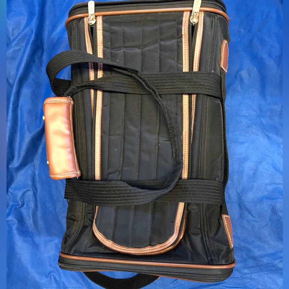 Sherpa Soft-Sided Cat Carrier with Padded Handles